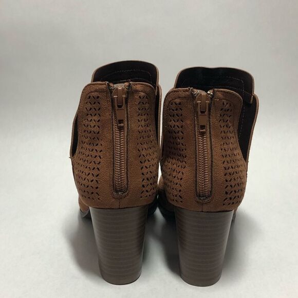 Qupid Ankle Booties   - Picture 6 of 8